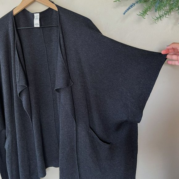 Lululemon Charcoal Grey After Asana Wrap - Picture 5 of 14